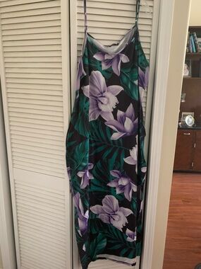 Tropical plus size Floral Maxi spaghetti strap Dress in Purple & Teal
